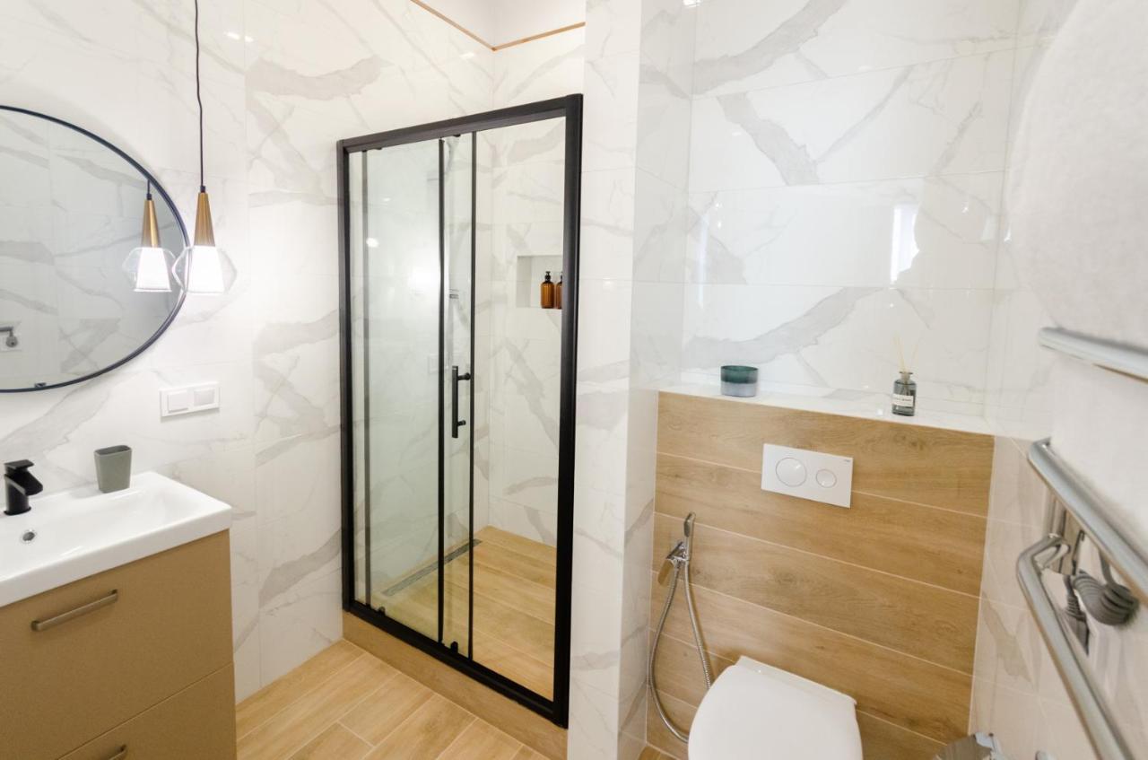Modern New Cozy Apartment Kvartet Railway Station Kiev Exterior foto
