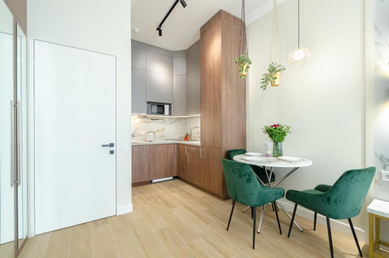 Modern New Cozy Apartment Kvartet Railway Station Kiev Exterior foto